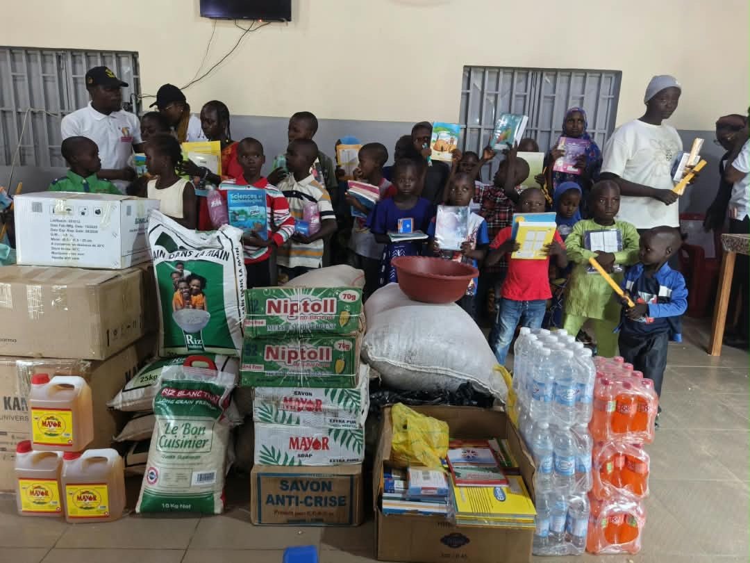Don pour la rentrée scolaire à l'orphelinat Monseigneur Jean-Claude Bouchard - Photo 2