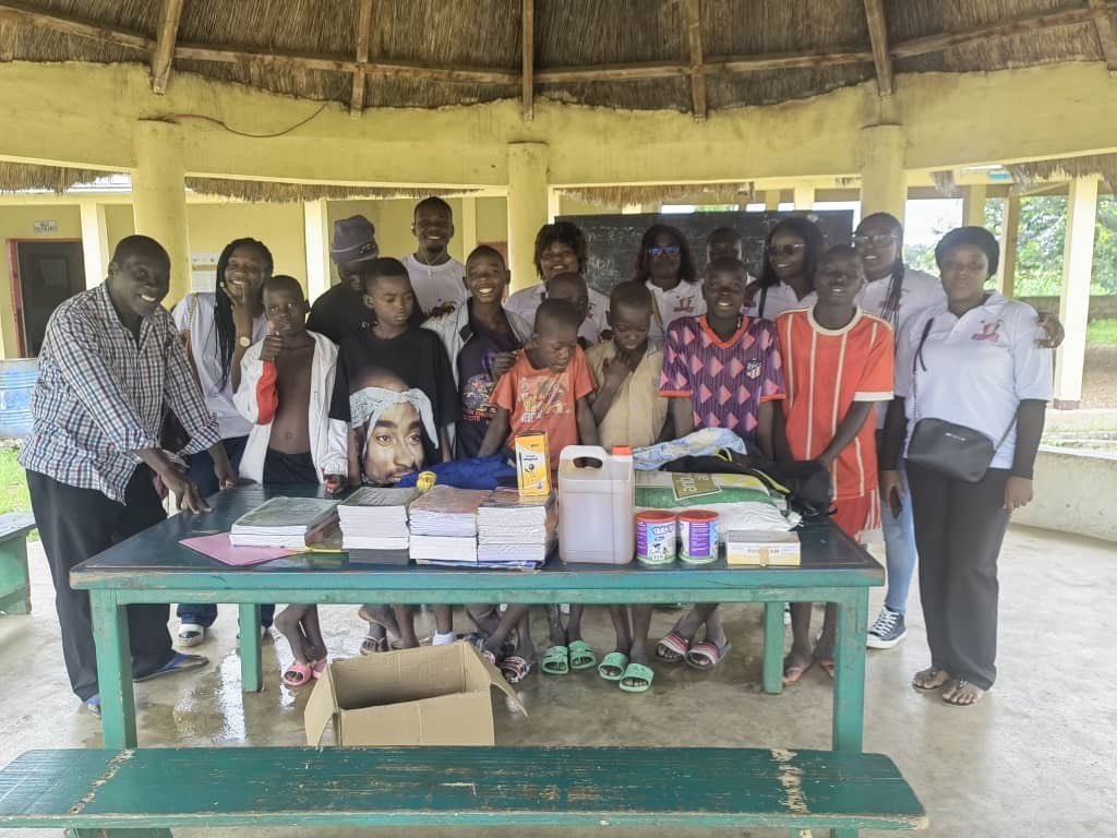 Don à l'orphelinat de SAARE JABBAAMA - Photo 5